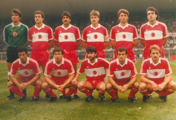 Foto - Türkiye ve dünyadan unutulmaz 11'ler