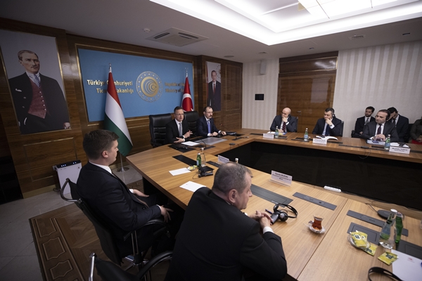 Foto - Türkiye ve Macaristan arasında imzalar atıldı