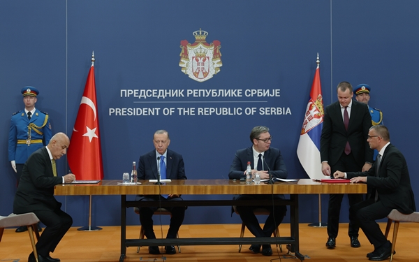 Foto - Türkiye ve Sırbistan arasında imzalar atıldı