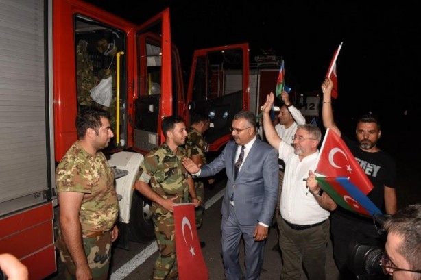 Foto - Türkiye yangına karşı tek yürek oldu!