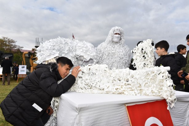 Foto - Türkiye, yerli ve milli gösteri yaptı! Erzincan'da Mehmetçik sergisi büyüledi...