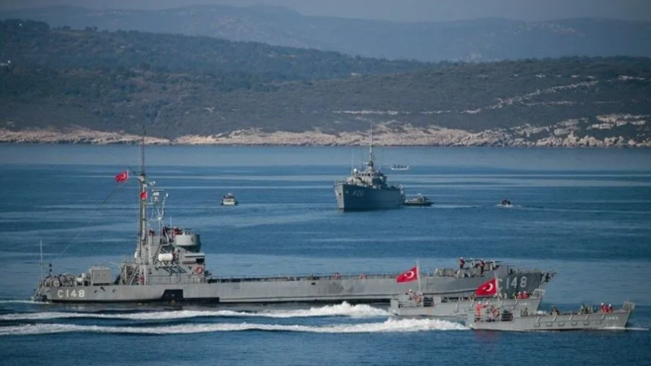 Foto - Türkiye Yunanistan’ı kuşatıyor! Ankara’nın politikaları paniğe yol açtı