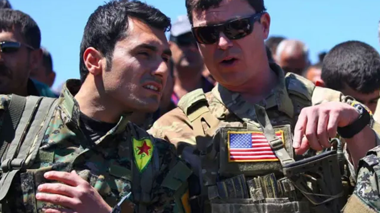 Foto - Türkiye ziyaretine saatler kala YPG'den El Şara'ya skandal talep