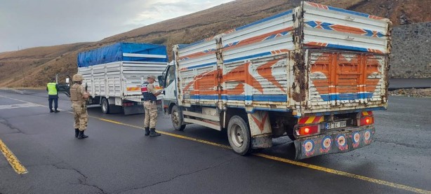 Foto - Türkiye'de 7 bin 245 noktada denetim! 32 bin 919 personel katıldı