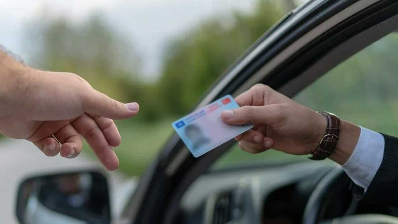 Foto - Türkiye'de 7 bin 434 liraya yükselen ehliyet fiyatları bakın Almanya'da ne kadar! 