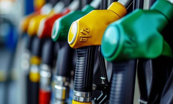 Foto - 'Akaryakıt fiyatları patladı gitti' diyorlar ama orada 60 lira oldu