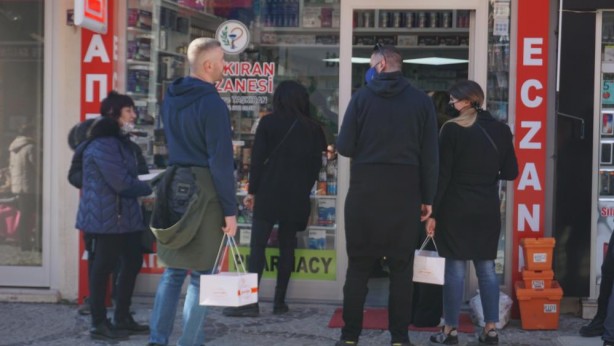Foto - Türkiye'de alışveriş yapmak için otobüs kaldırdılar!
