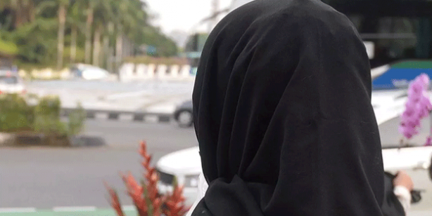 Foto - Türkiye'de 'başörtüsü' rezaleti! 28 Şubat kafası bitmedi gitti