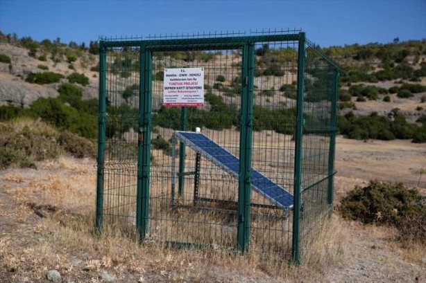 Foto - Türkiye'de bir ilk, 5 km derinlikte 8 adet bulundu! Püskürme ihtimali gündemde...