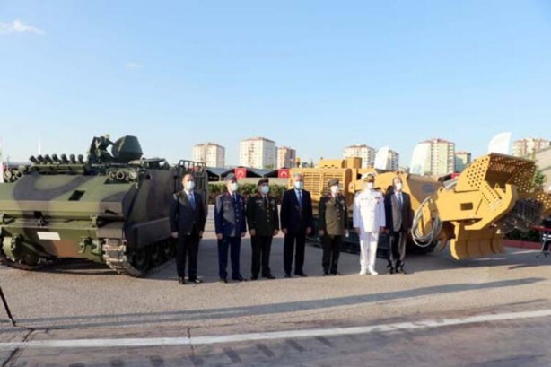 Foto - Türkiye’de bir ilk gerçekleşti! Bakan Akar bizzat inceledi