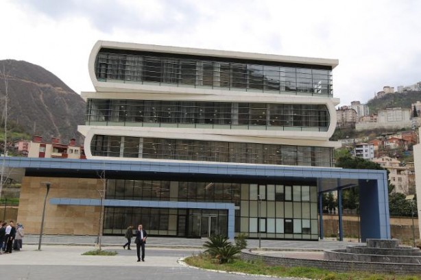 Foto - Türkiye'de bir ilk! Kitap görünümlü kütüphane