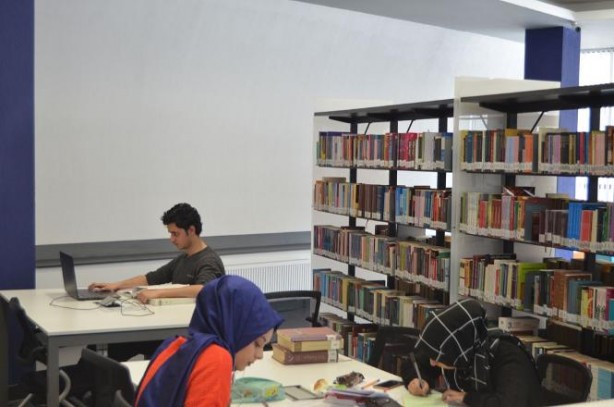 Foto - Türkiye'de bir ilk! Kitap görünümlü kütüphane