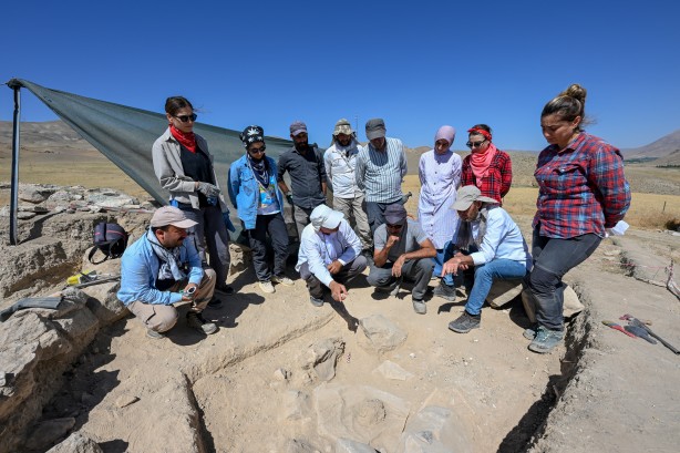 Foto - Türkiye'de bir ilk: O ilimizden tarih fışkırdı: Tüm dünya şaşkın: Dikkat kesildiler! 