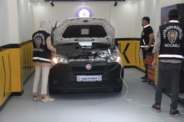 Türkiye'de bir ilk! Oto hırsızlarının korkulu rüyası cihaz