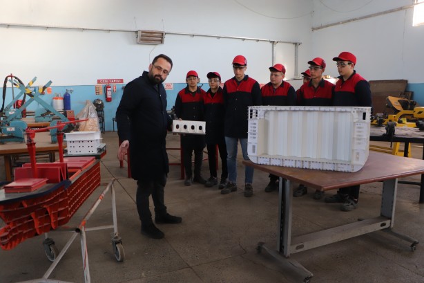 Foto - Türkiye'de bu liseden mezun olan zengin oluyor! 2 bin dolarla işbaşı yapıyorlar