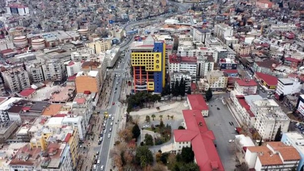Foto - Türkiye'de bulunan "dünyanın en saçma binası" sonunda işe yaradı! Bakın bu nasıl oldu