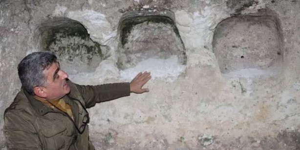 Foto - Türkiye'de büyük ses getirecek keşif! Van'da ilk defa görülen mezarı Jandarma korumaya aldı