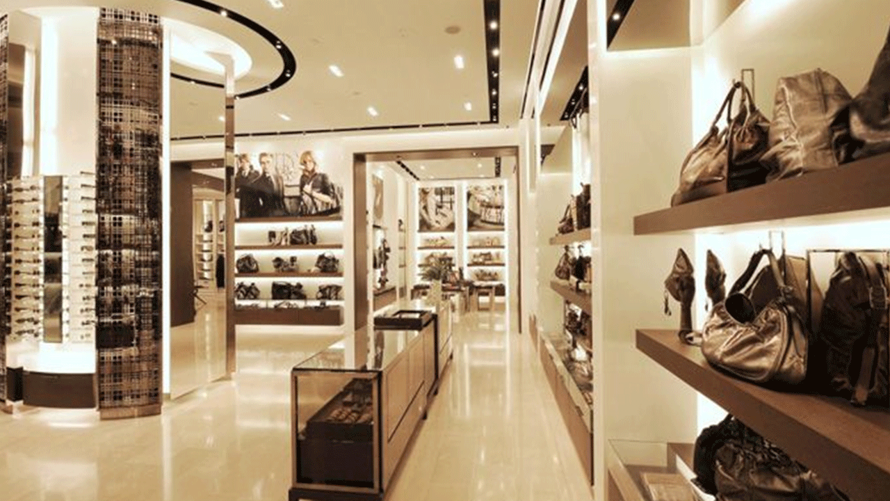 Foto - Türkiye'de çok sayıda şubesi var: Giyim devi 1.700 kişiyi işten çıkaracak!