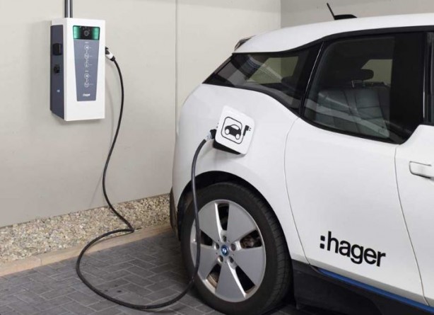 Foto - Türkiye'de elektrikli araç şarj istasyonu en çok hangi ilde var?