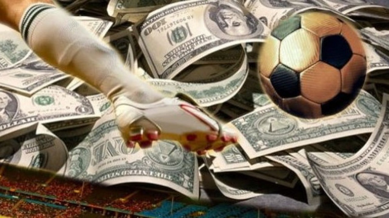 Türkiye’de en yüksek bedenlle satılan 10 futbolcu açıklandı