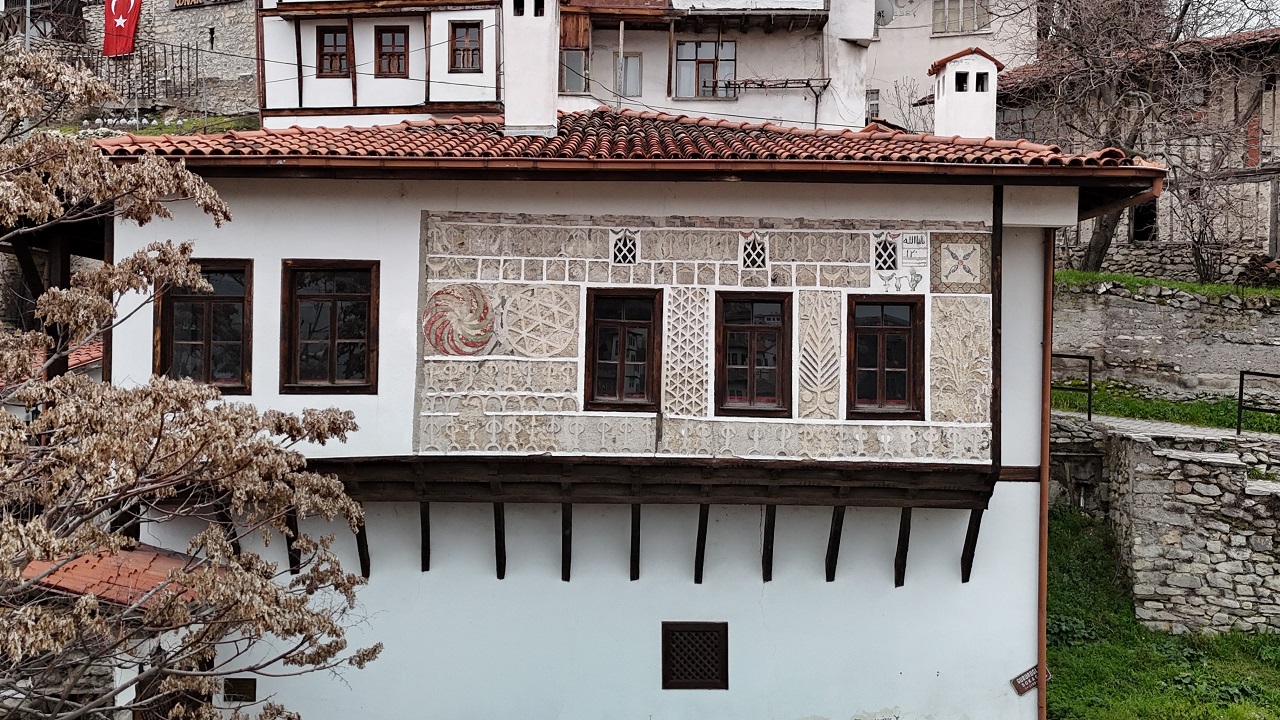 Foto - Türkiye’de eşi benzeri yok! 239 yıllık Safranbolu evi gizemiyle dikkat çekiyor