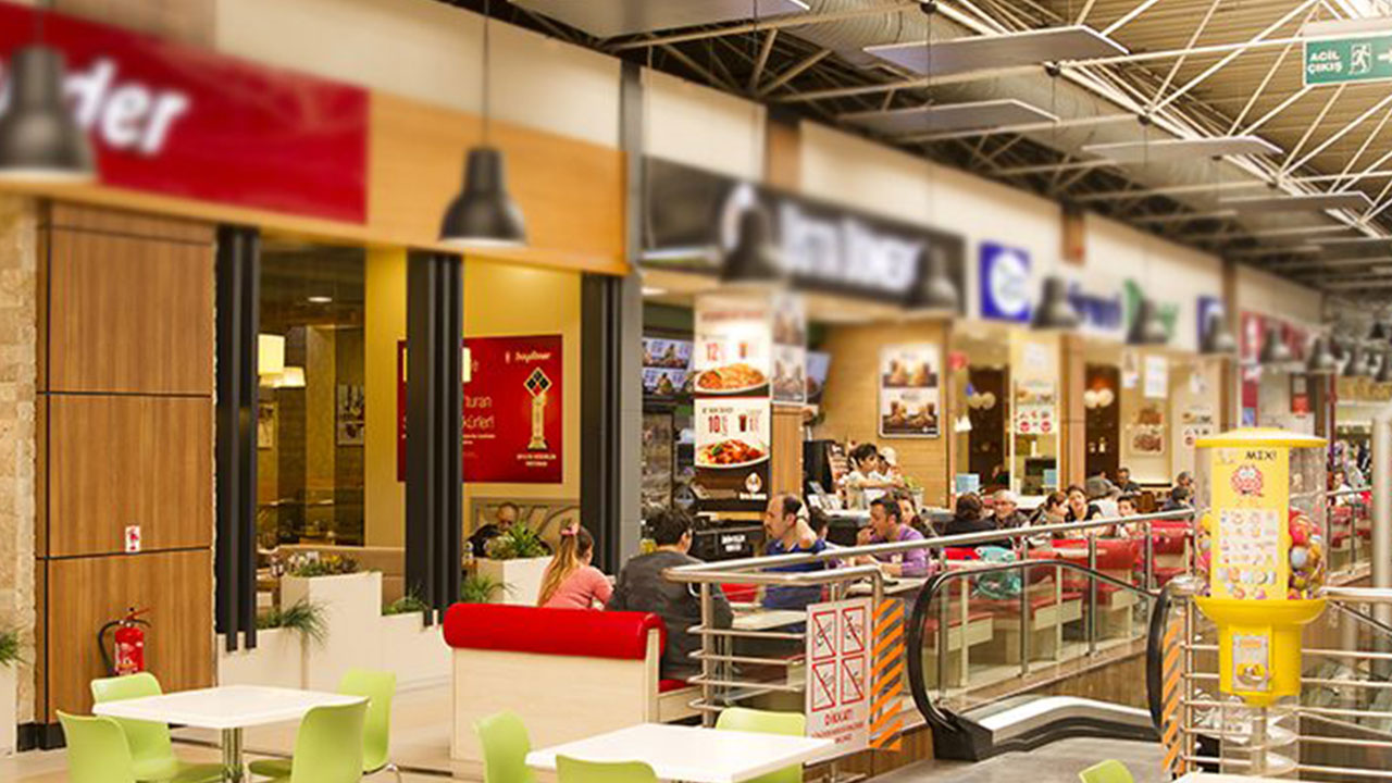 Türkiye'de hemen hemen tüm AVM'lerde bulunan fast-food zinciri iflas etti: 600 şube kepenk indirdi