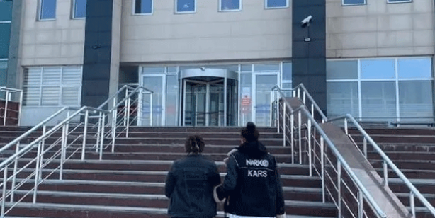 Türkiye'de idam şart! Kadın yolcunun makatından bakın ne çıktı