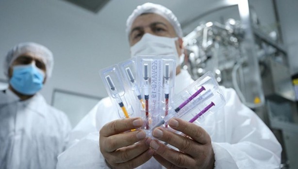 Türkiye'de koronavirüs aşısı ücretli mi olacak?