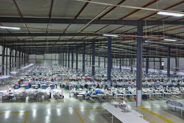 Foto - Türkiye'de onlarca mağazası olan H&M'den şok karar! Sözleşmeyi feshettiler, sebebi herkesi isyan ettirdi