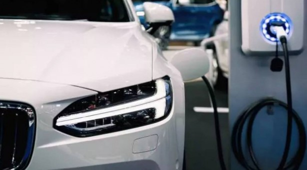 Türkiye’de satılan elektrikli otomobiller! (2023 güncel fiyat listesi)