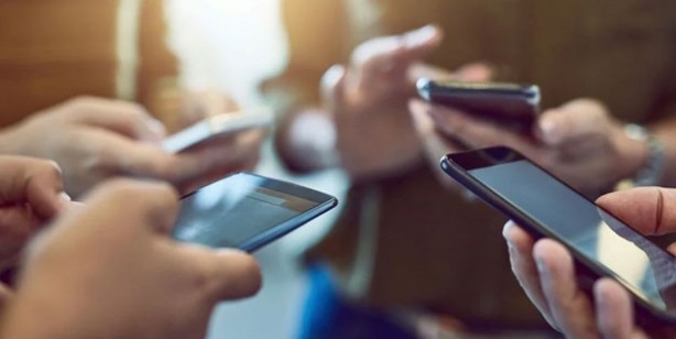 Foto - Türkiye'de üretilen akıllı telefonlar hangileri? Aralarında yerliler de var