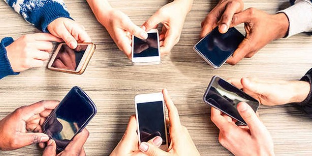 Foto - Türkiye'de üretilen akıllı telefonlar hangileri? Aralarında yerliler de var