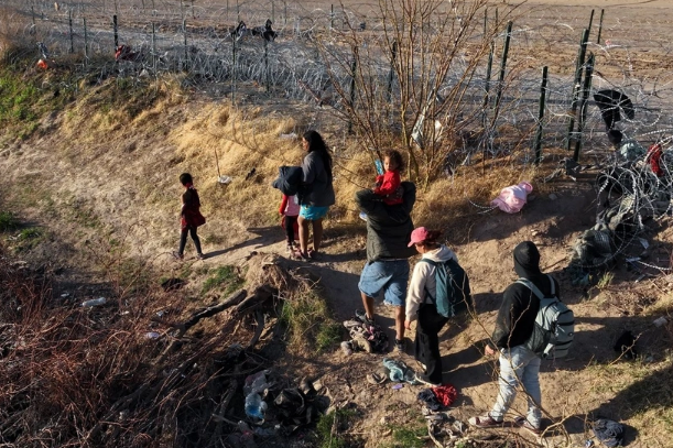Foto - Türkiye'de Van Amerika'da Texas! Yasa dışı göçle mücadele