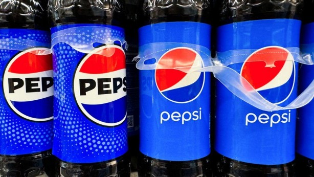 Foto - Türkiye'de yüzlerce şubesi olan marketten flaş karar! O kola markası indirim yapmadı diye raflardan indirdiler