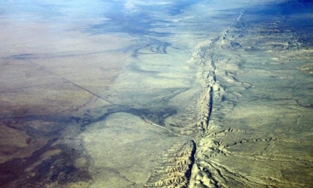 Foto - Türkiye'deki deprem ABD'li uzmanları şoka uğrattı Beklenenden 10 kat daha güçlü! Anormal bir duruma dikkat çektiler