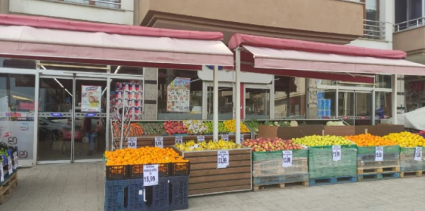 Türkiye'deki dev market zinciri şubelerini peş peşe kapattı