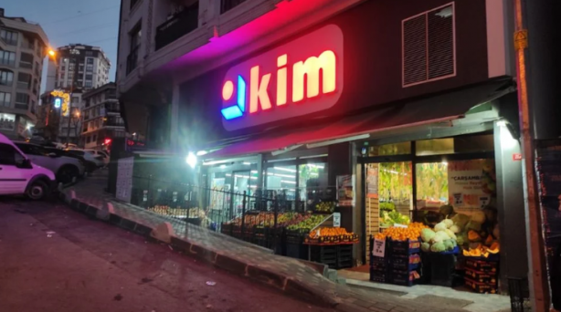 Foto - Türkiye'deki dev market zinciri şubelerini peş peşe kapattı