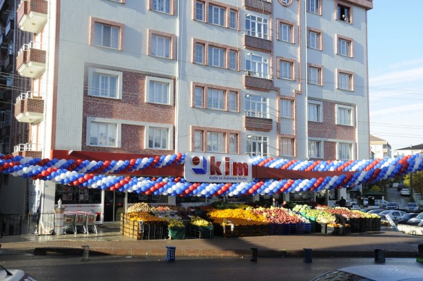 Foto - Türkiye'deki dev market zinciri şubelerini peş peşe kapattı