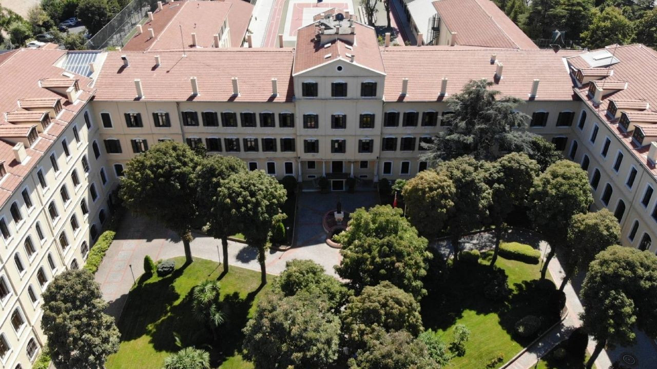 Türkiye’deki en pahalı okullar belli oldu! Şaka gibi ama, yıllık ücreti 2.5 milyon TL olan var