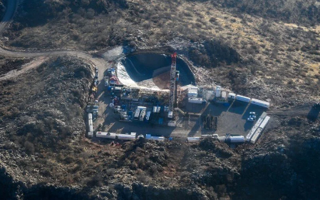 Foto - Türkiye'deki o dağın altından petrol üstüne petrol fışkırıyor