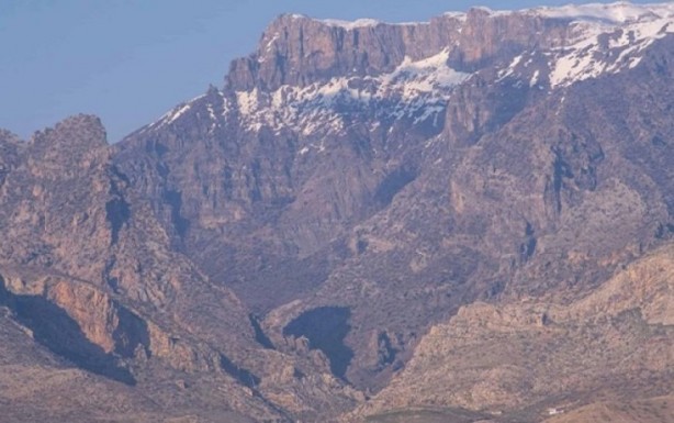 Türkiye'deki o dağın altından petrol üstüne petrol fışkırıyor! Oluk oluk akıyor
