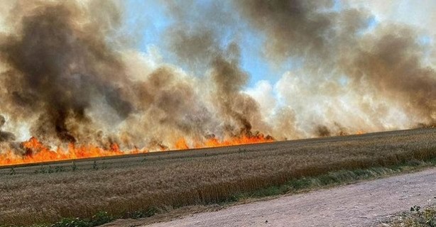 Foto - Tarlalara gizlice yerleştirmeye başladılar! Büyük skandal, Türkiye saldırı altında... Saniyeler içerisinde küle çeviriyor