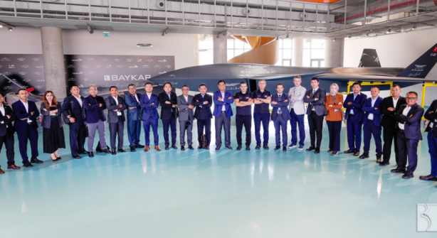 Foto - Türkiye'den 300 milyon dolarlık İHA almışlardı! Şimdi Bayraktar TB2 SİHA'yı araştırmaya başladılar