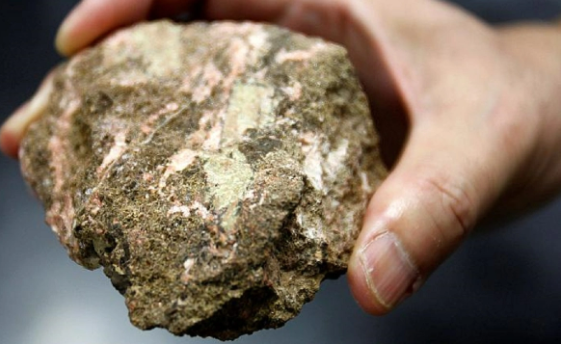 Foto - 694 milyon tonluk dev keşif! O ilimizde her yerden çıkmaya başladı, heyecandan kimse yerinde duramıyor