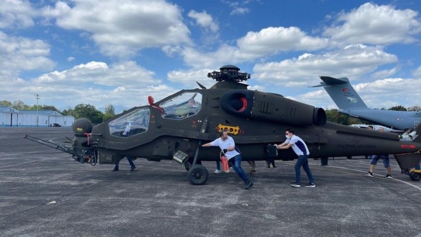 Foto - Türkiye'den ATAK helikopter alan ülke bu kez gözünü Bayraktar TB2'lere dikti