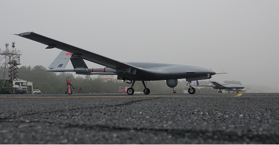 Türkiye'den Bayraktar TB2 SİHA alan BAE'den beklenmedik karar! O ülke ile anlaştılar