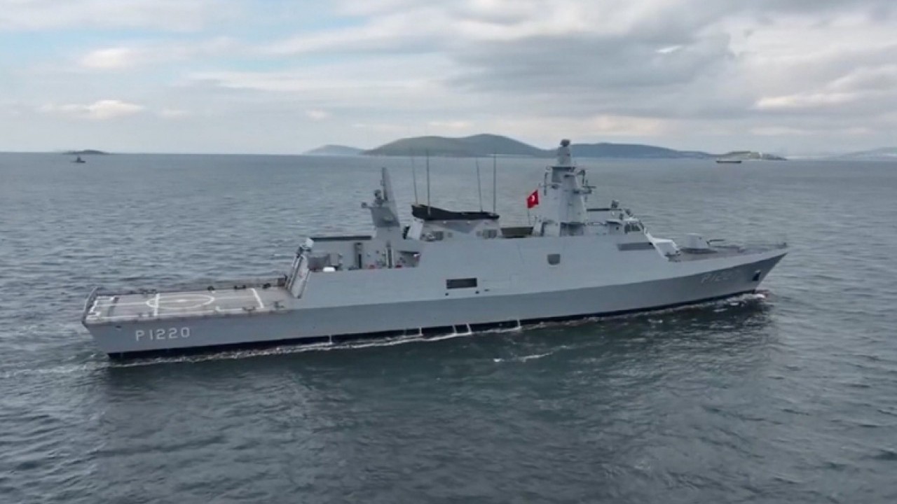 Foto - Türkiye'den Bayraktar TB2 SİHA almışlardı! Şimdi savaş gemisi sipariş ettiler