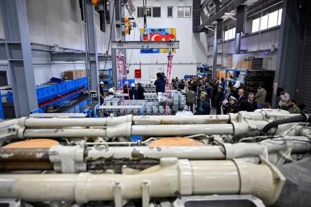 Foto - Türkiye’den bomba hamle! Yeni milli uçak gemimiz TCG Anadolu’dan daha büyük olacak! İşte "yüzen kale" ile ilgili olay ayrıntılar