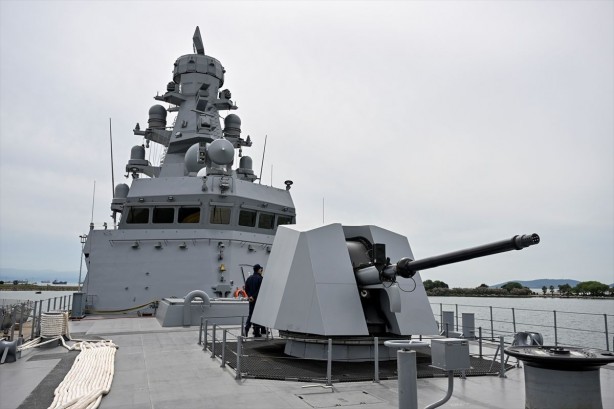 Foto - Türkiye’den bomba hamle! Yeni milli uçak gemimiz TCG Anadolu’dan daha büyük olacak! İşte "yüzen kale" ile ilgili olay ayrıntılar