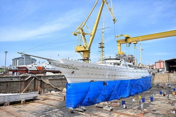 Foto - Türkiye’den bomba hamle! Yeni milli uçak gemimiz TCG Anadolu’dan daha büyük olacak! İşte "yüzen kale" ile ilgili olay ayrıntılar